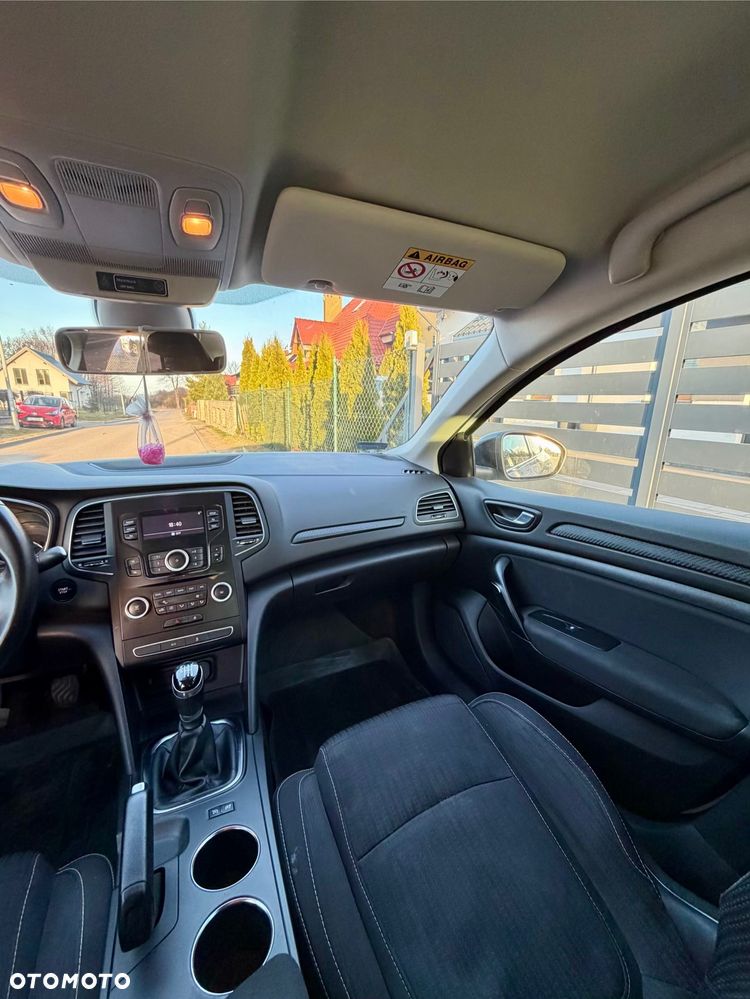 Renault Megane 1.5 dCi Energy Limited - 11