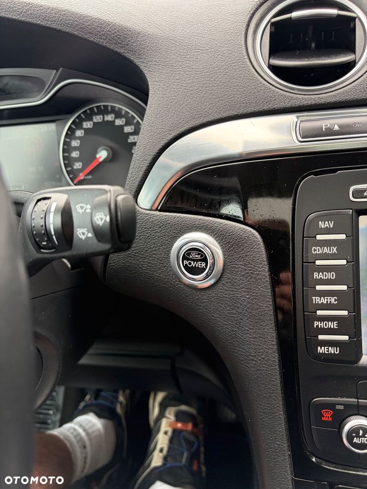 Ford S-Max 2.0 TDCi DPF Champions Edition - 24