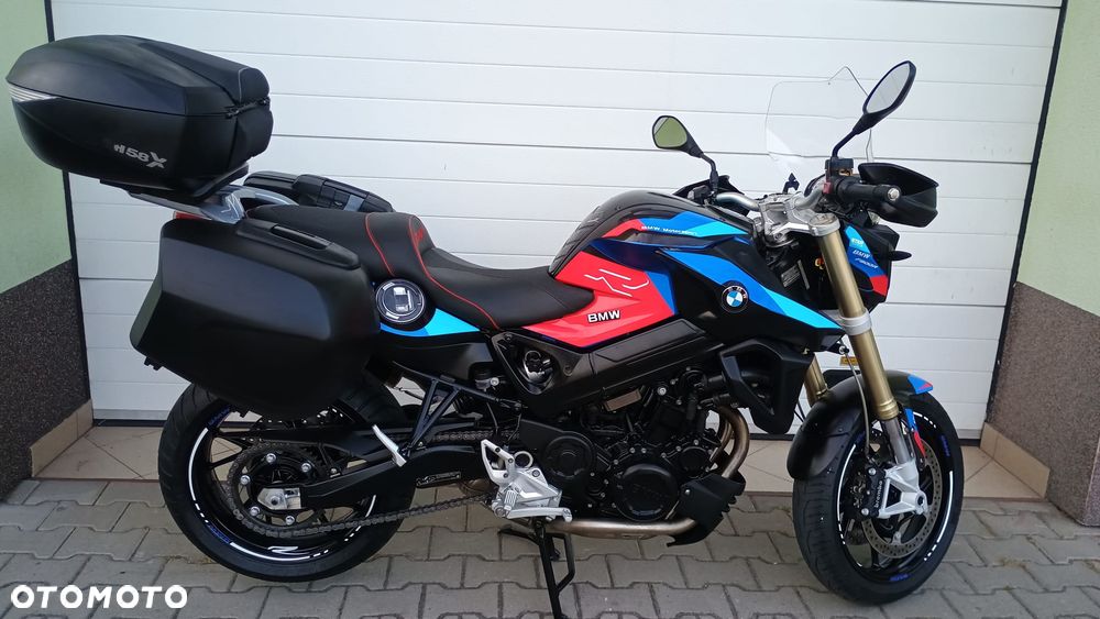BMW F
