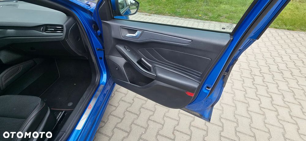 Ford Focus 2.0 TDCi ST-2 PowerShift - 13