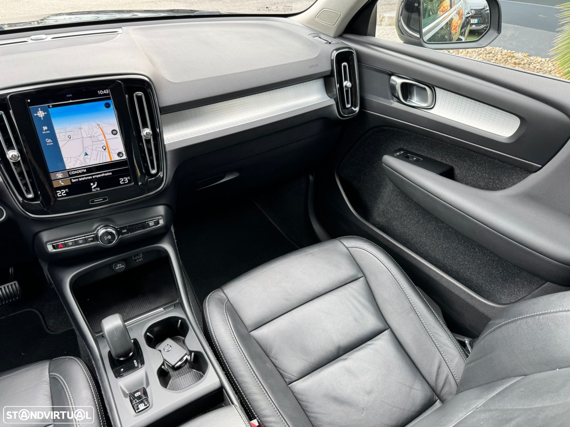 Volvo XC 40 1.5 T5 PHEV Inscription - 26