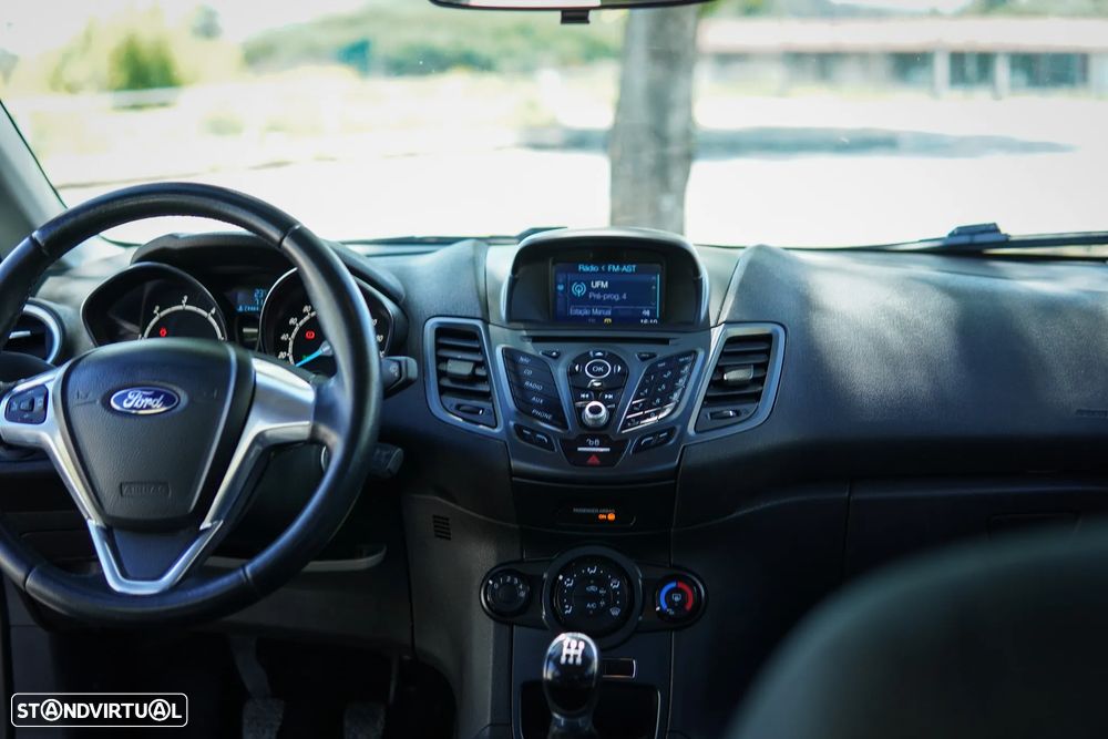 Ford Fiesta 1.5 TDCi Titanium ECOnetic - 49