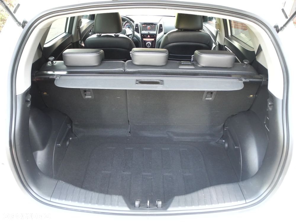 SsangYong/KGM Tivoli - 21