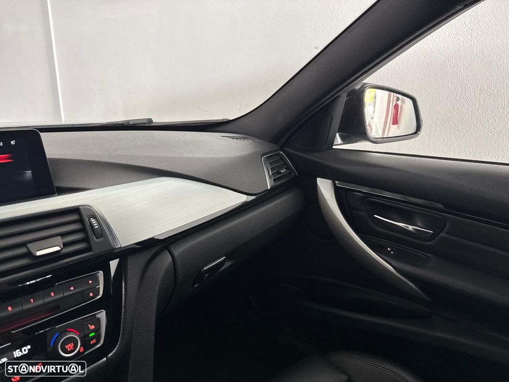 BMW 320 d xDrive Pack M Auto - 19