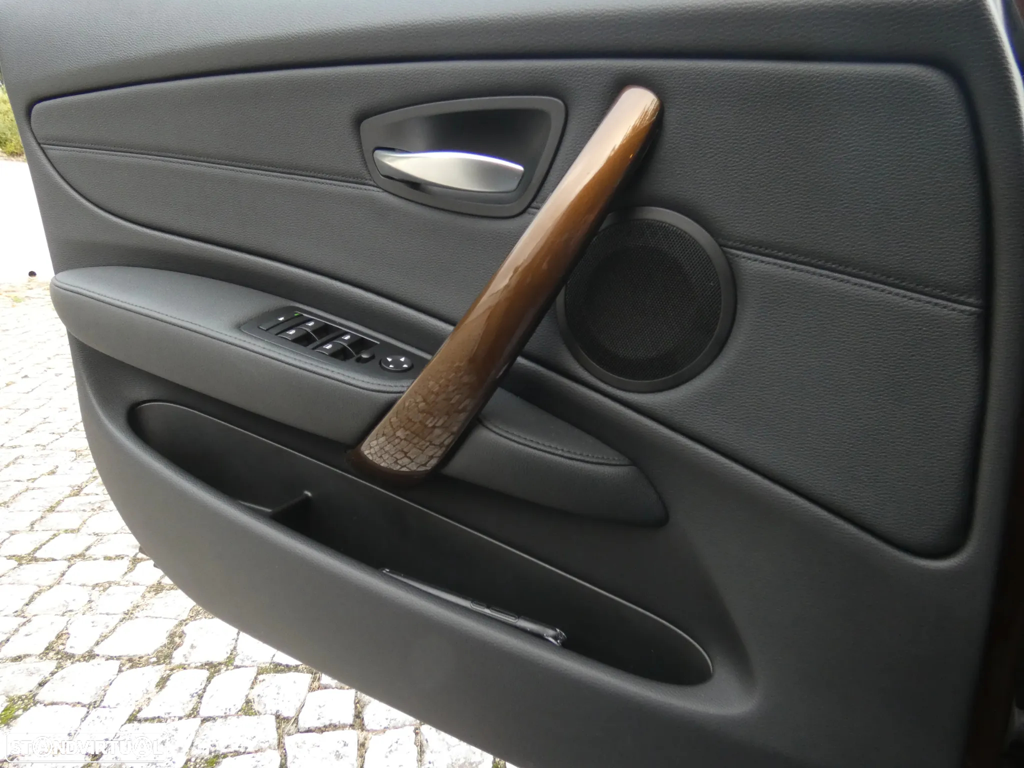 BMW 118 d Pack M - 23