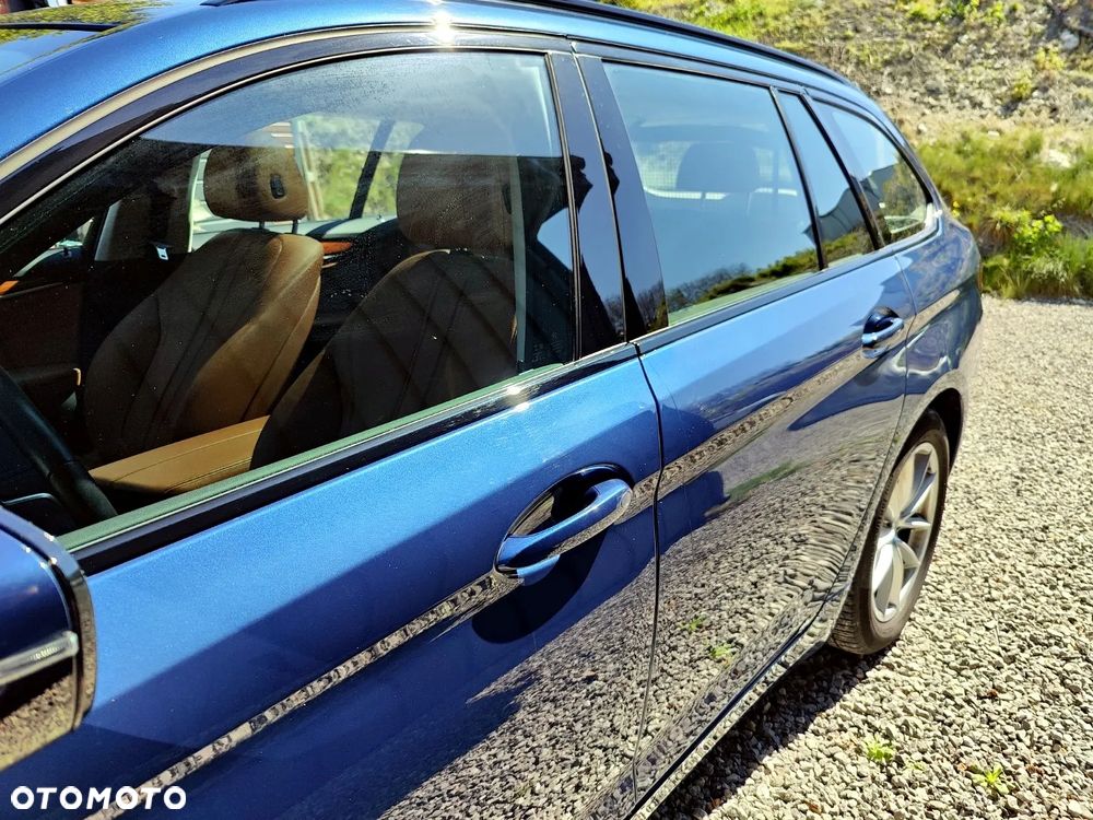 BMW Seria 5 540d xDrive mHEV - 3