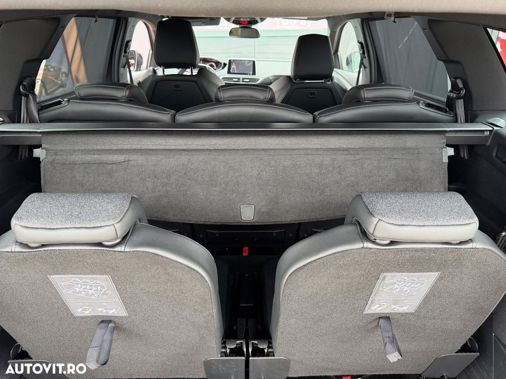 Peugeot 5008 1.6 Puretech Turbo s&s EAT8 GT-Line - 3