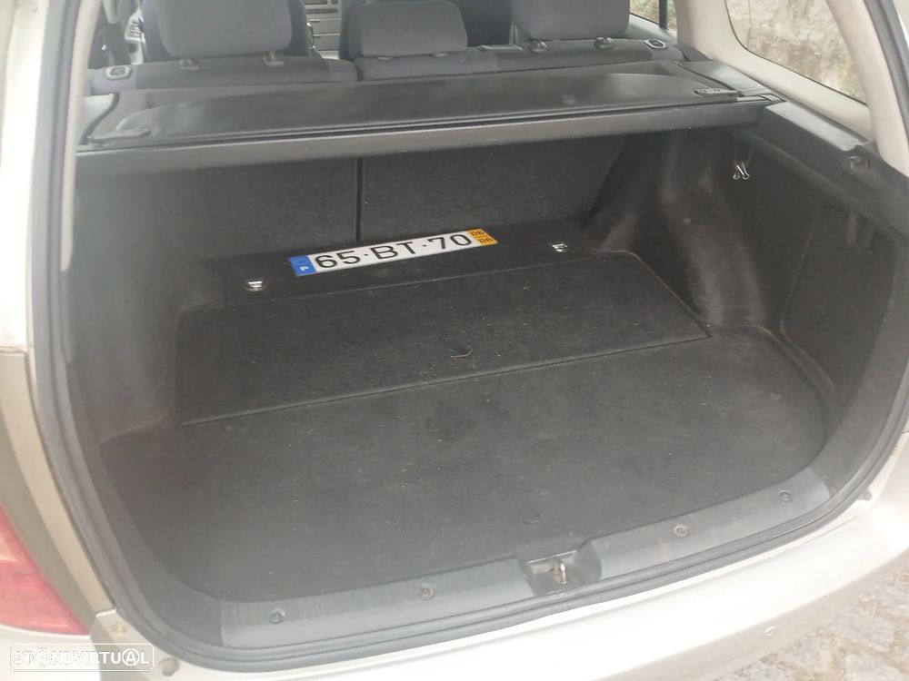 Toyota Corolla SW 1.4 D-4D - 5