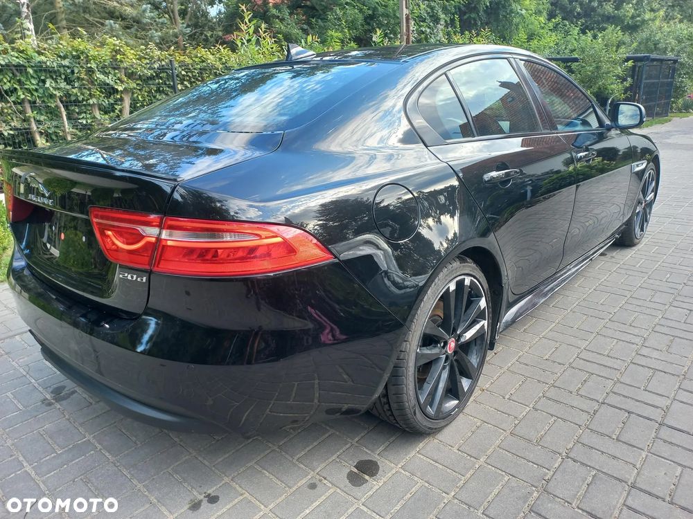 Jaguar XE 20d R-Sport - 3