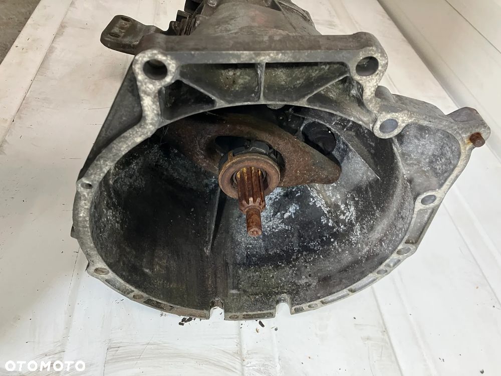 SKRZYNIA BIEGÓW BMW E34 E36 2.5 TDS MANUAL ZF 1221899 - 3