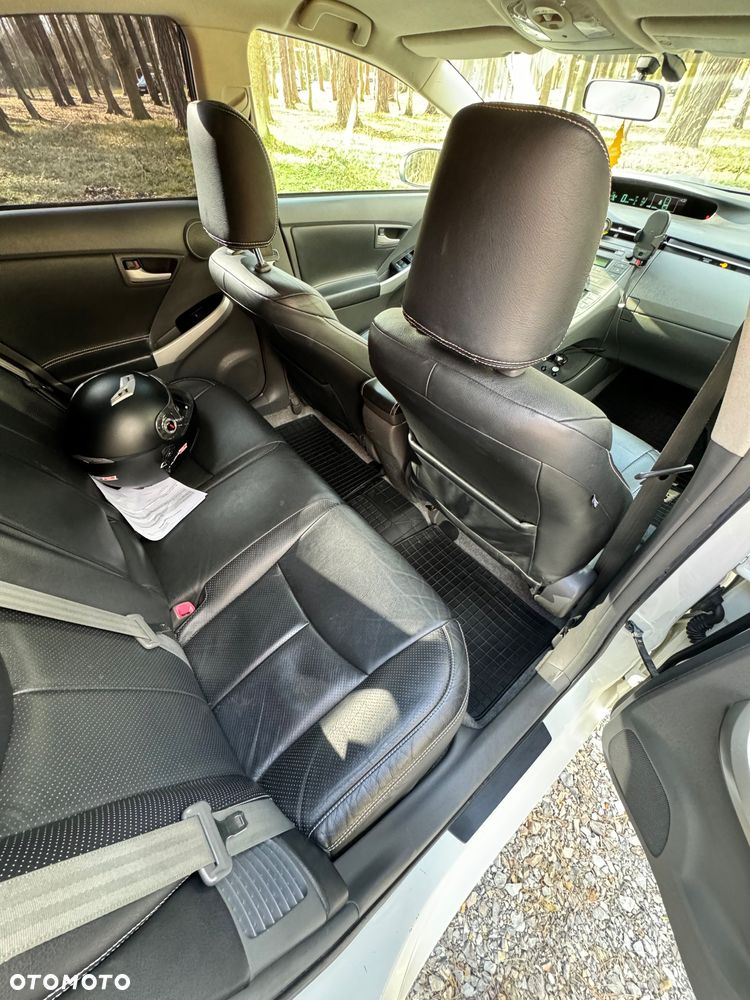 Toyota Prius - 11
