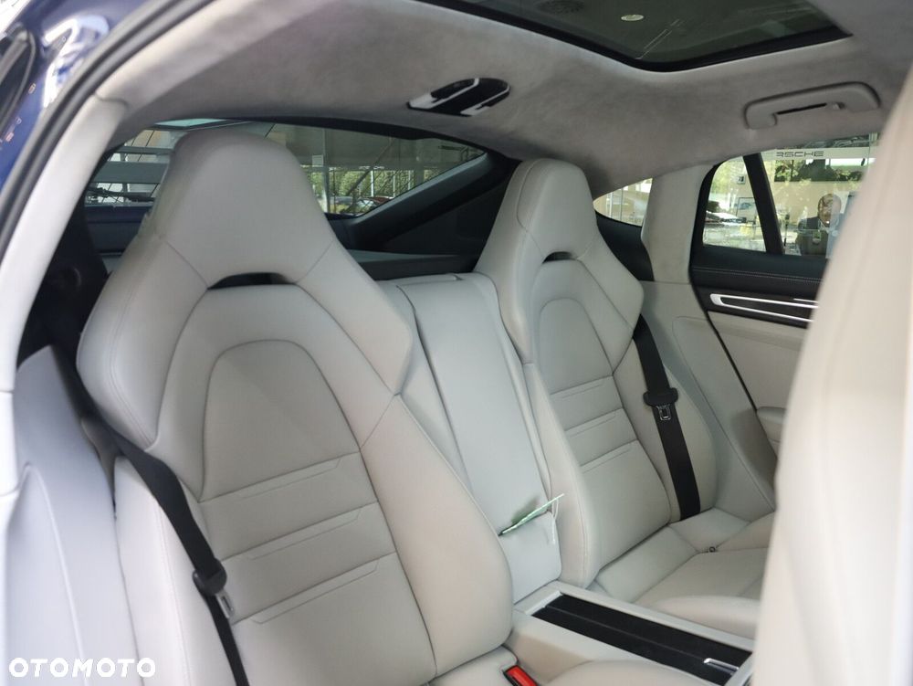 Porsche Panamera Turbo S - 20