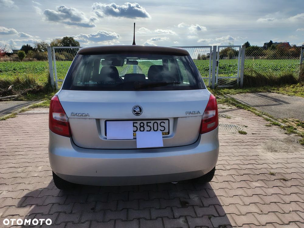 Skoda Fabia 1.6 TDI DPF Active Plus - 12