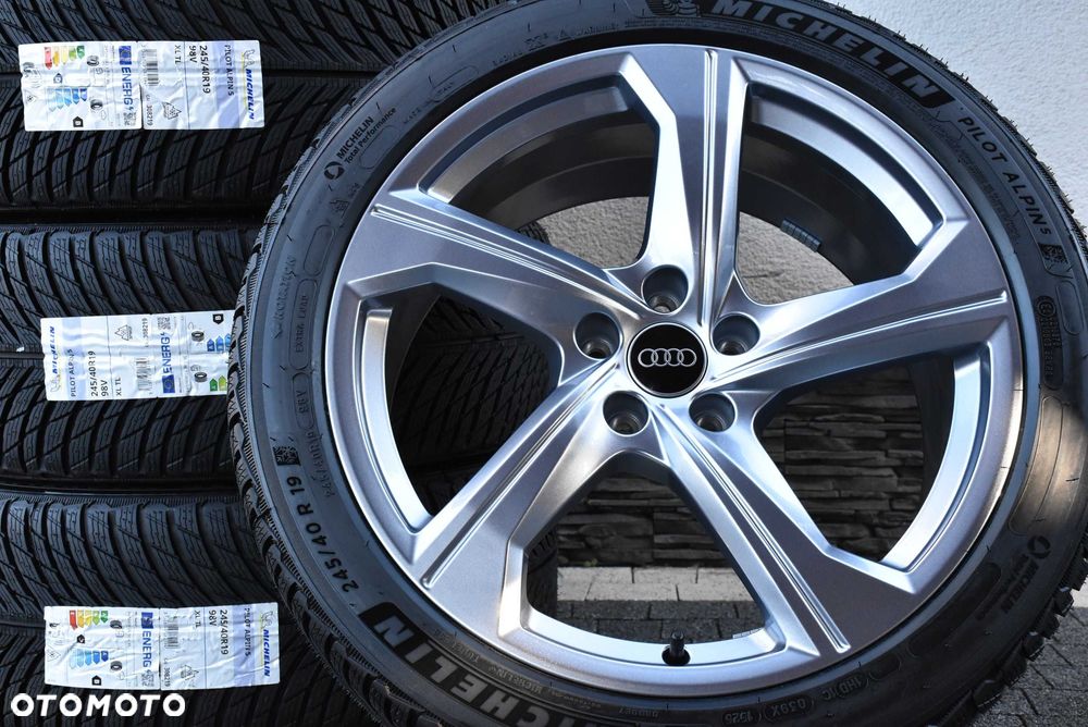 Nowe koła zimowe Audi A5 S5 B10 8B3 19" Nowy model Michelin 2025r