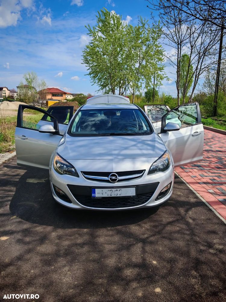 Opel Astra 1.4 ECOTEC Turbo Enjoy - 2
