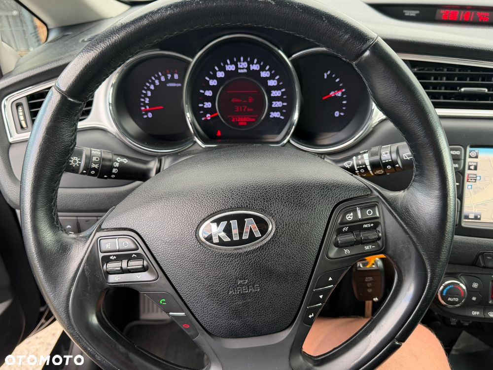Kia Ceed 1.6 GDI Smart Plus - 14