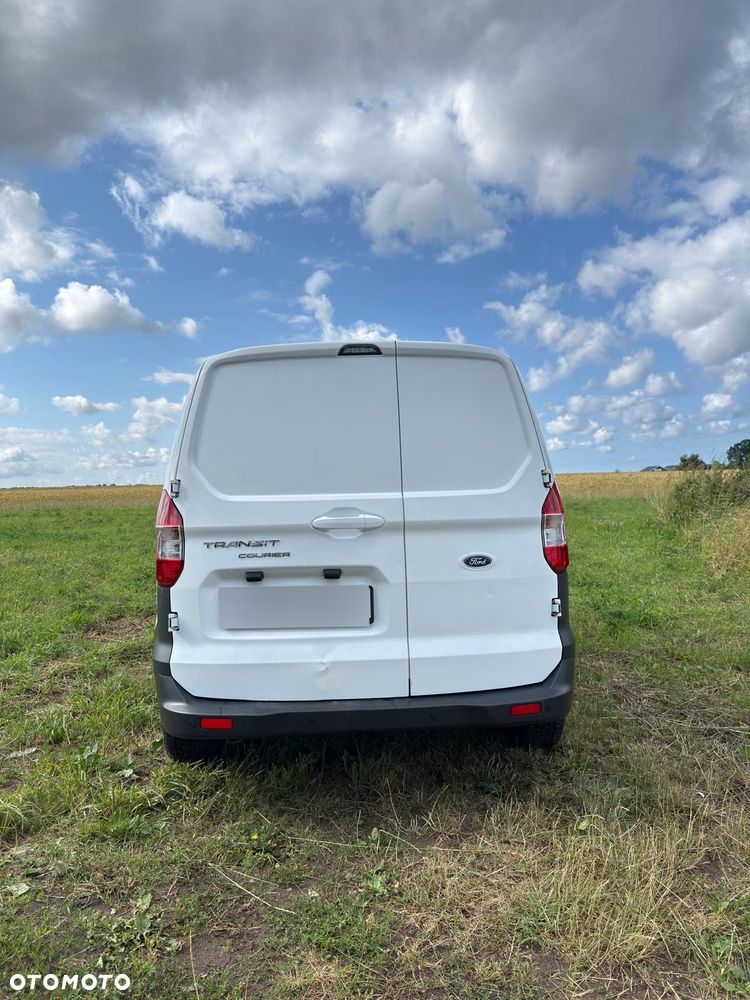 Ford Transit Courier - 5