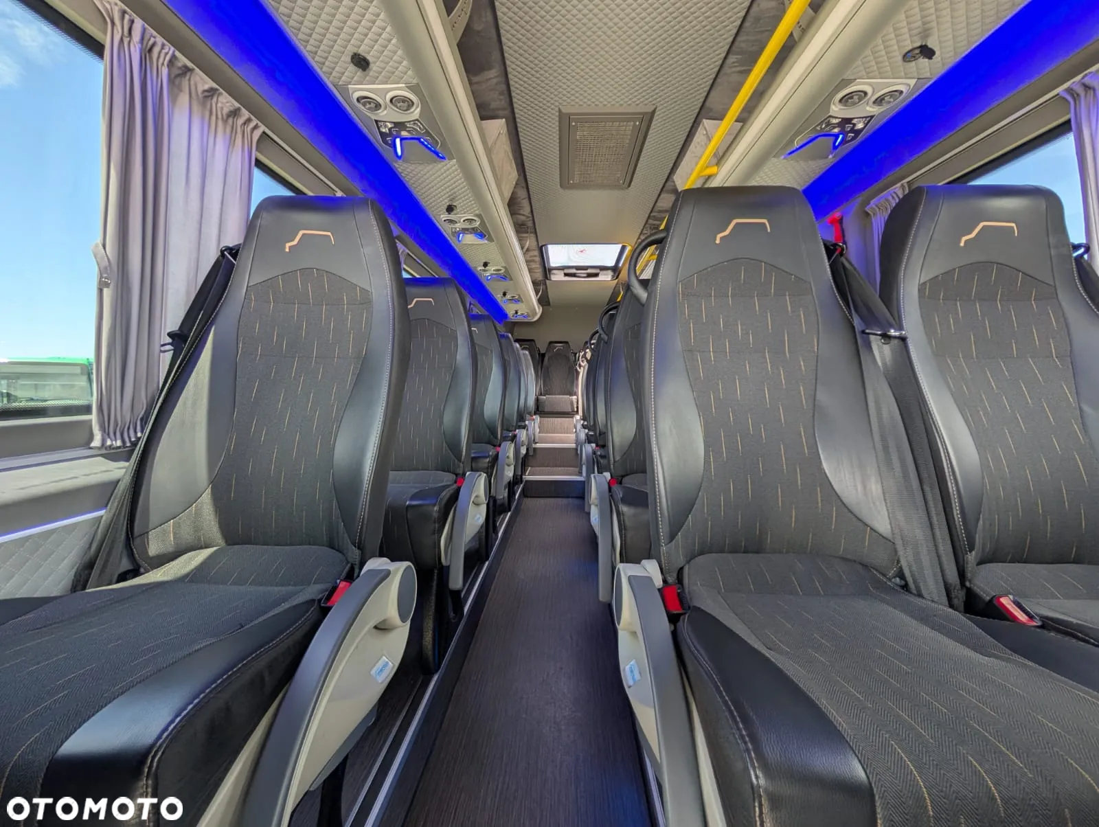 Mercedes-Benz Sprinter 517 - 17