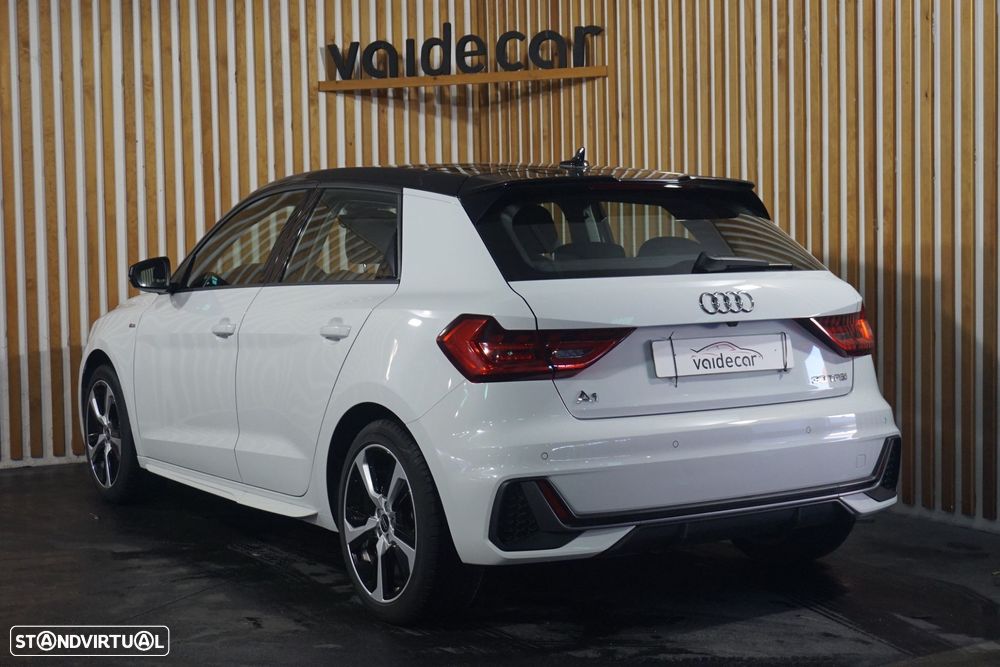 Audi A1 Sportback 30 TFSI S line - 2