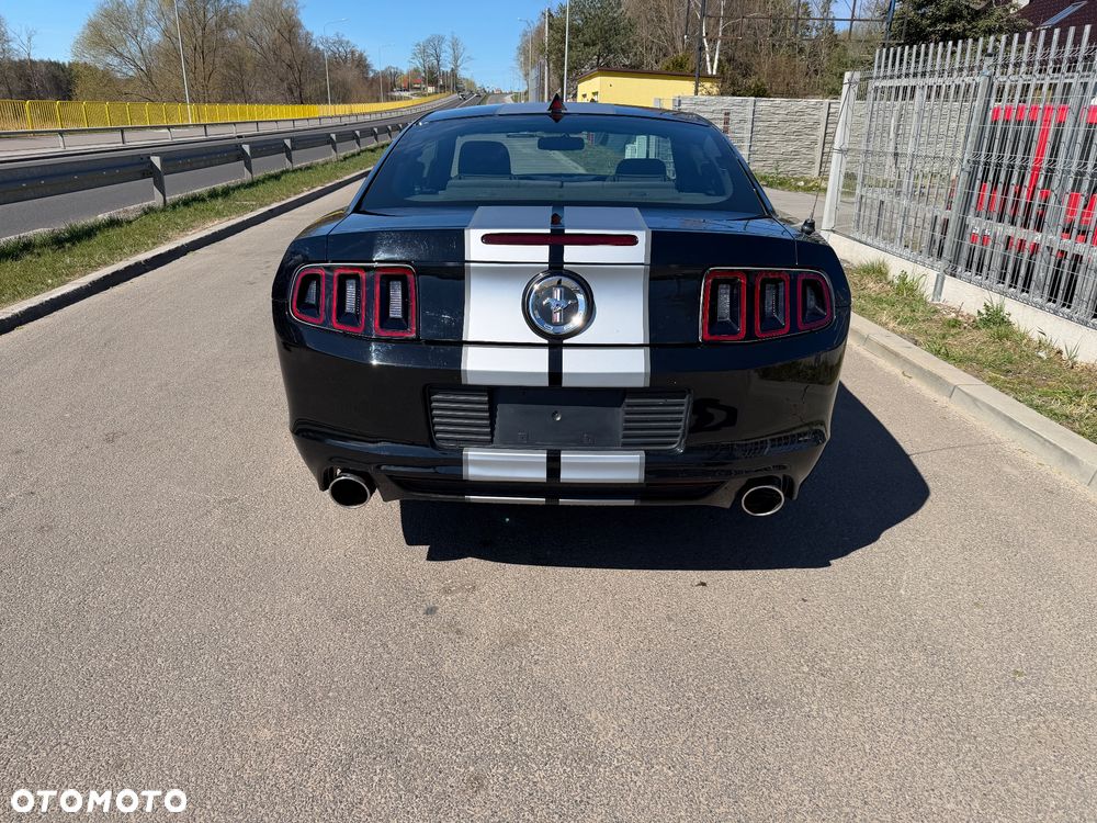 Ford Mustang - 5