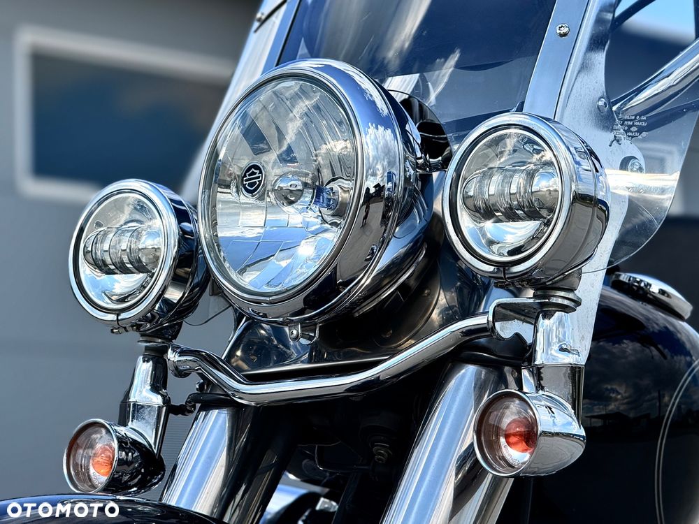 Harley-Davidson Softail Heritage Classic - 19