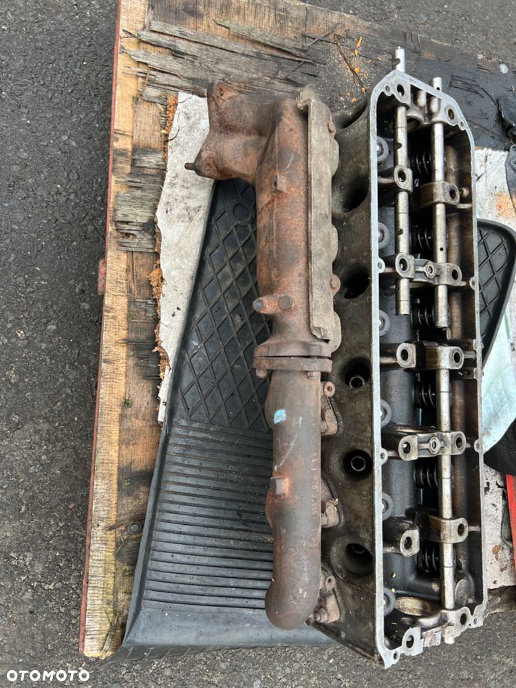 Kolektor wydechowy M30 1251418