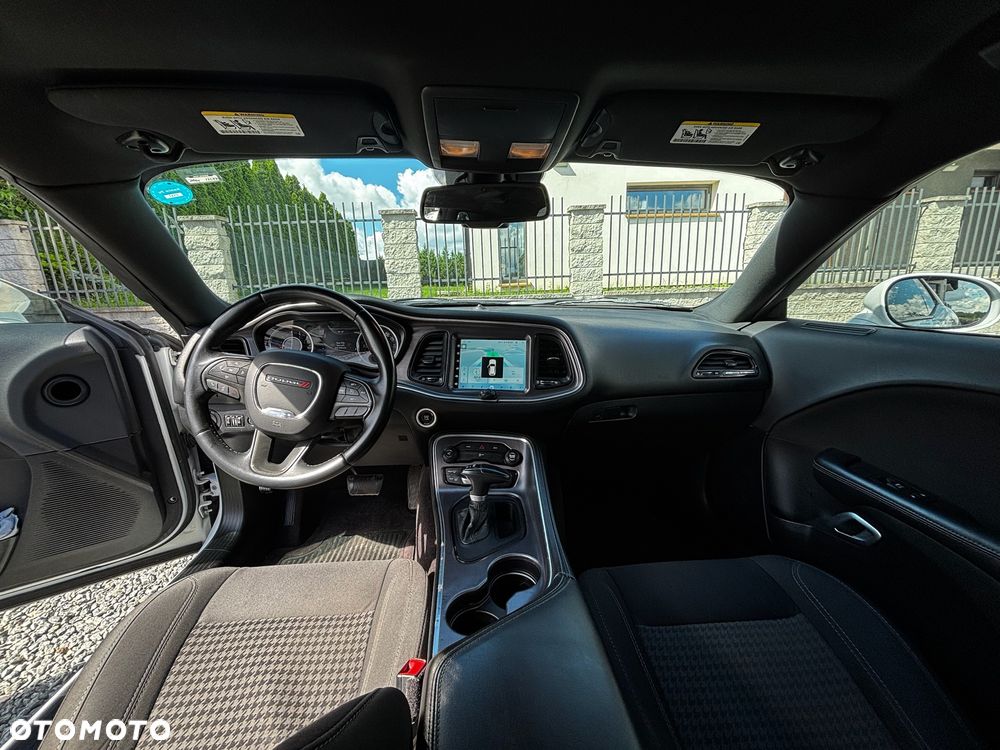 Dodge Challenger Automatik SXT Plus - 28