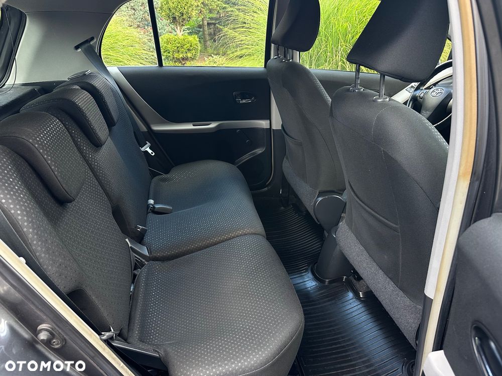 Toyota Yaris 1.0 VVT-i Sol - 17