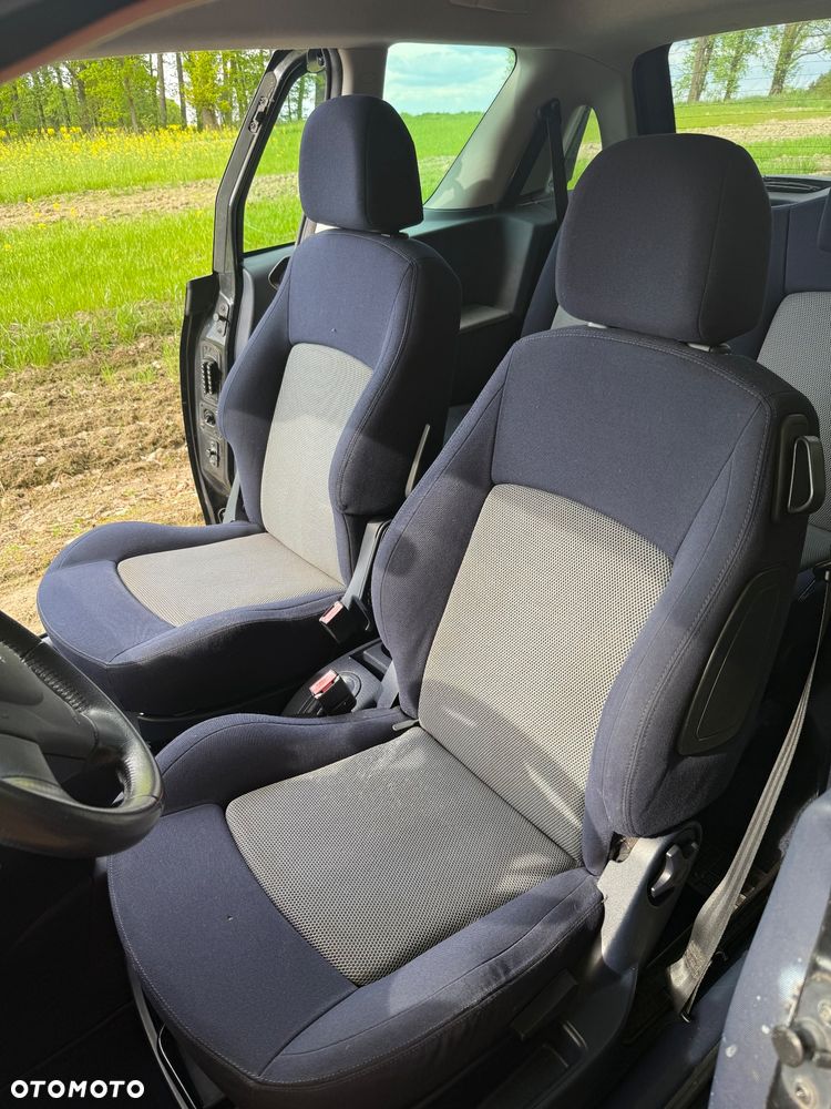 Peugeot 1007 1.6 Sporty 2-Tronic - 13