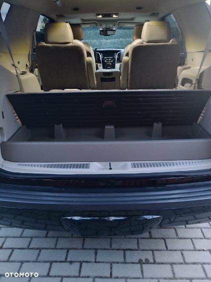 Cadillac Escalade - 6