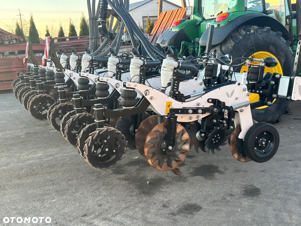 Agrisem Stripcat 10R75HD - 6