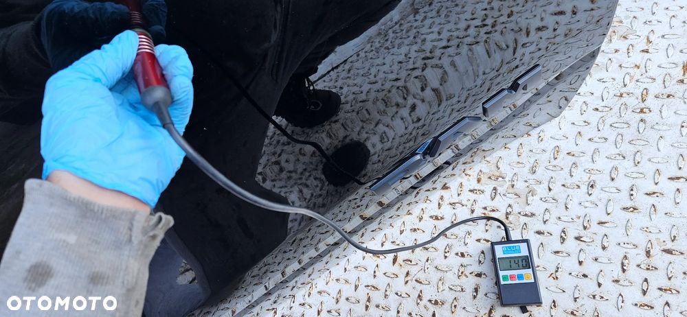 RAM 1500 V 5  2019- Big Horn KRÓTKI QUAD CAB 1,5 Drzwi przód prawy Drzwi przednie prawe  KOMPLETNE KOLOR PXJ - 12