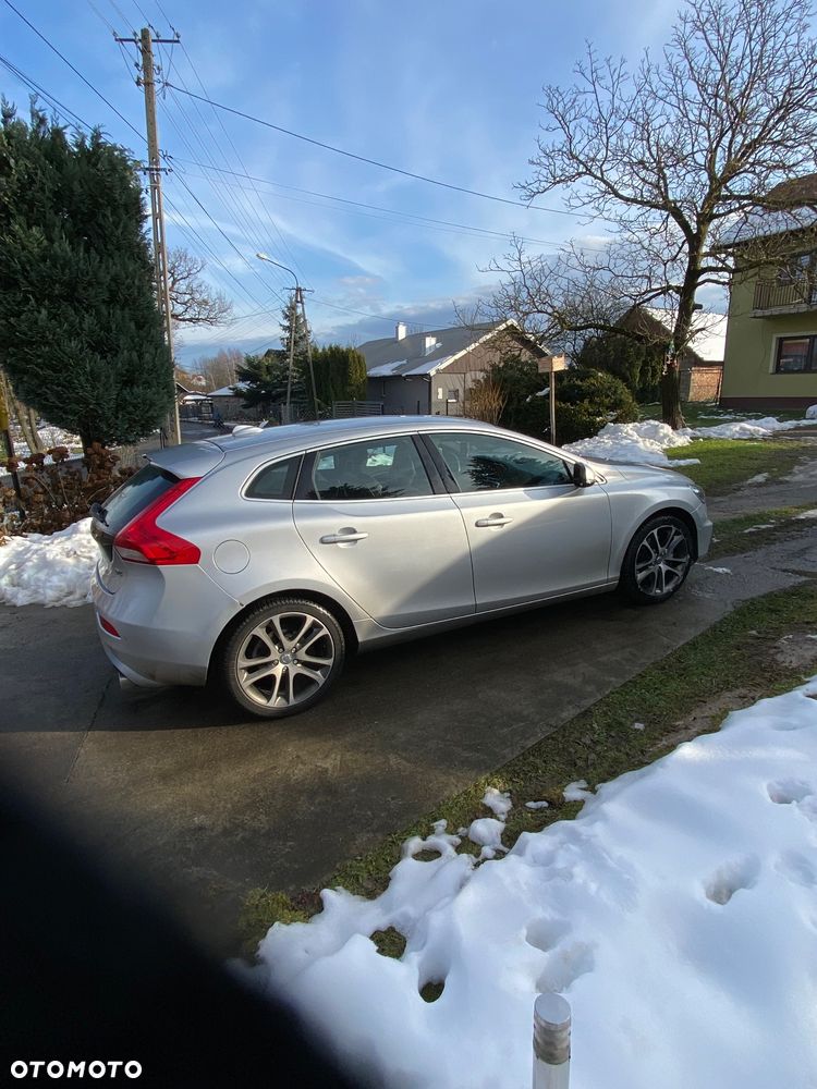 Volvo V40 D4 Drive-E R-Design Summum - 5