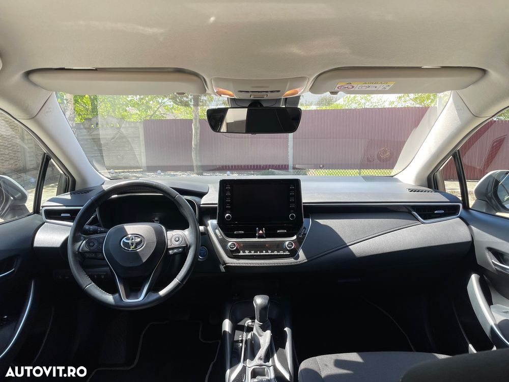 Toyota Corolla - 5