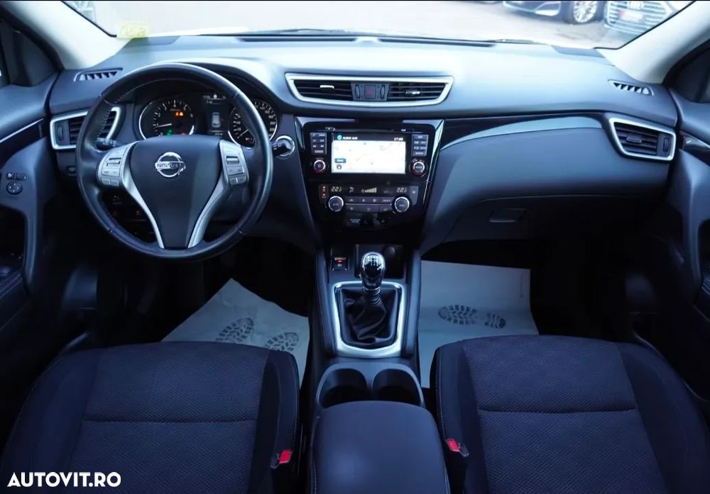Nissan Qashqai 1.2 DIG-T Start/Stop N-Connecta - 4