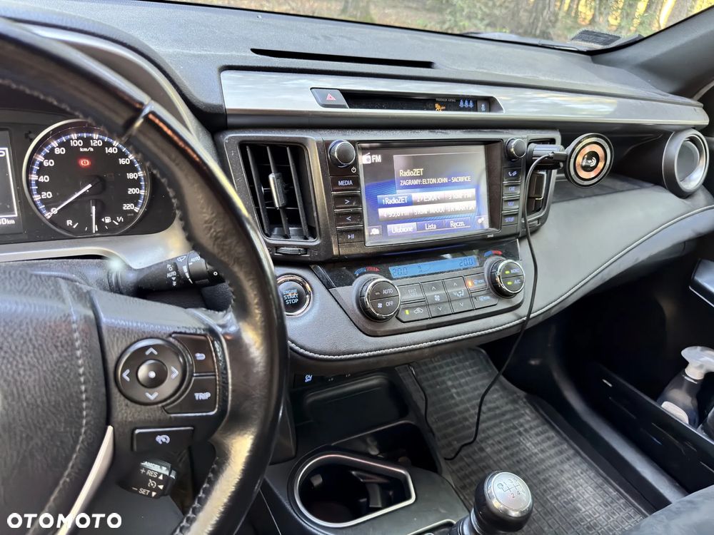 Toyota RAV4 - 20