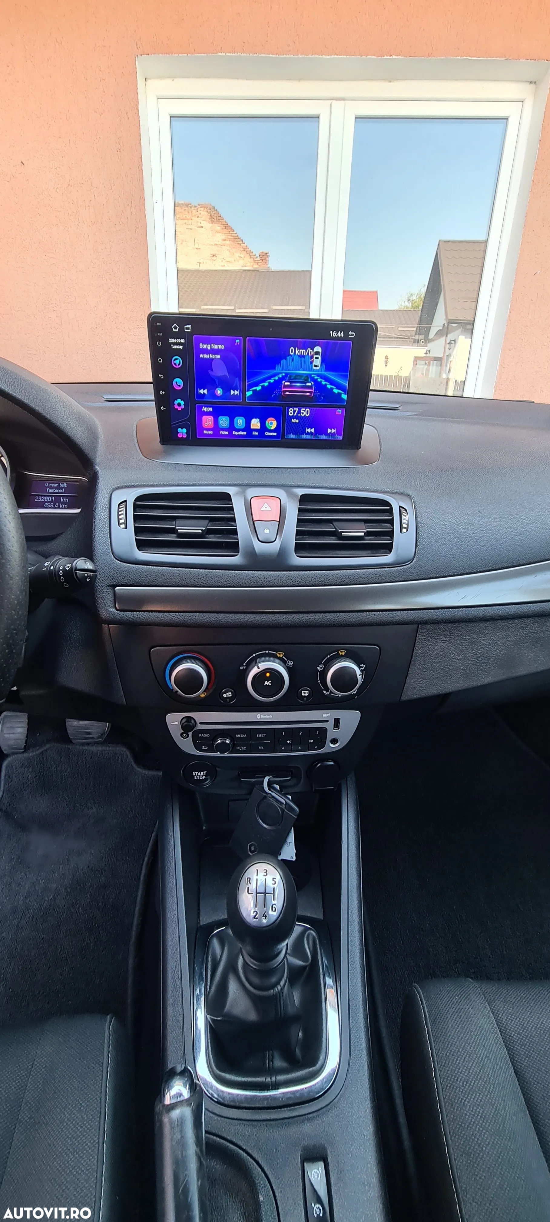 Renault Megane Estate Blue dCI Life - 9