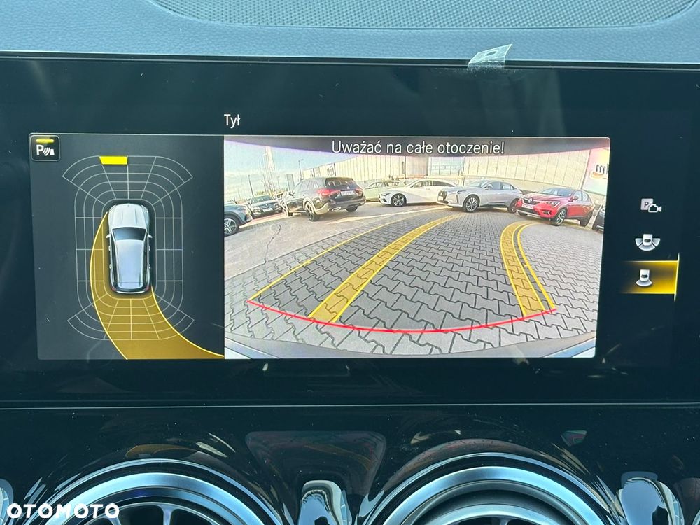 Mercedes-Benz EQB 300 66.5kWh 4-Matic AMG Line - 9