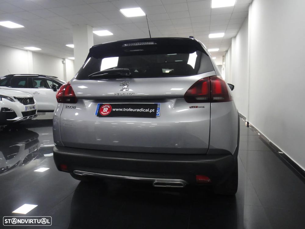 Peugeot 2008 1.2 PureTech GT Line EAT6 - 7