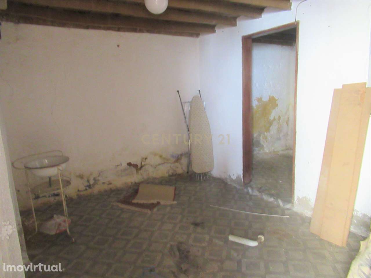 Moradias para reconstrução | Escalos de Baixo, Castelo Branco - Grande imagem: 3/8