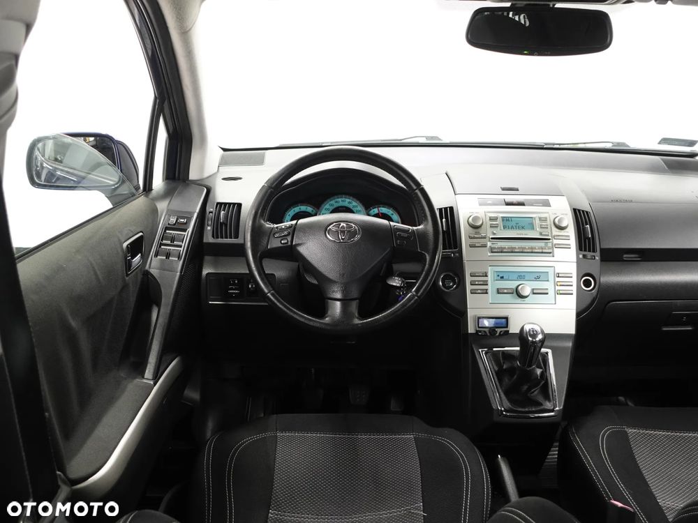 Toyota Corolla Verso 1.8 Edition - 30