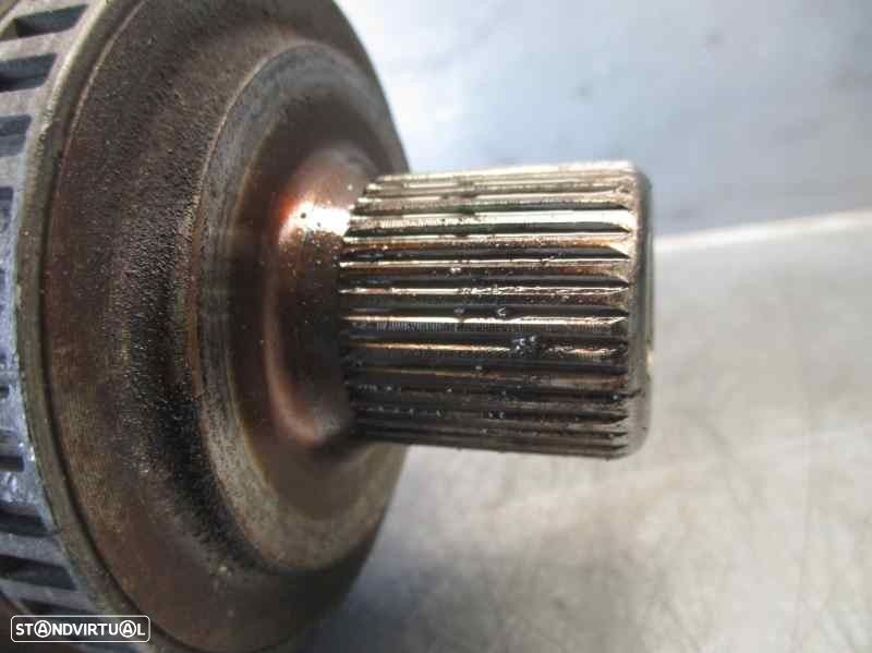 TRANSMISSÃO FRONTAL ESQUERDA AUDI A4 2001 - 6