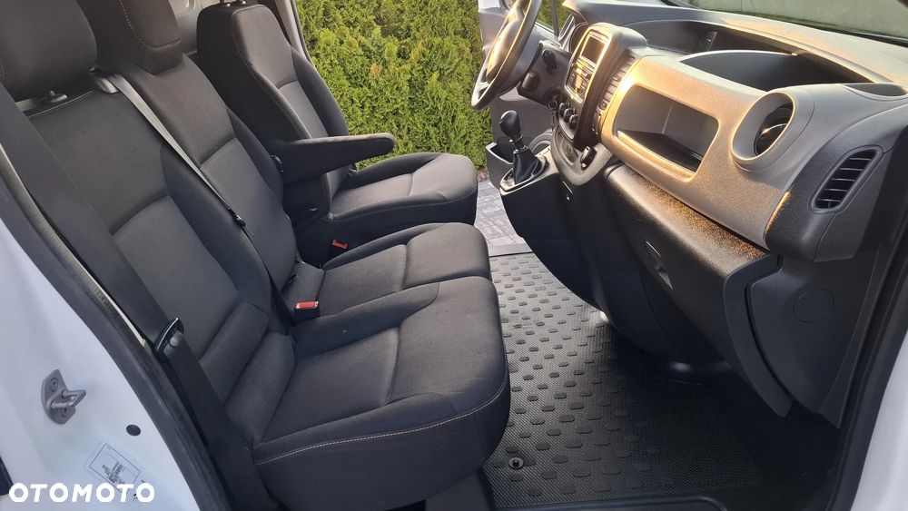 Renault Trafic - 19