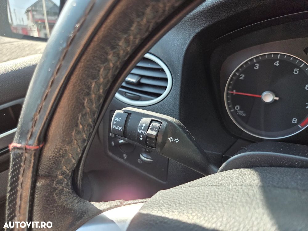 Ford Focus - 17