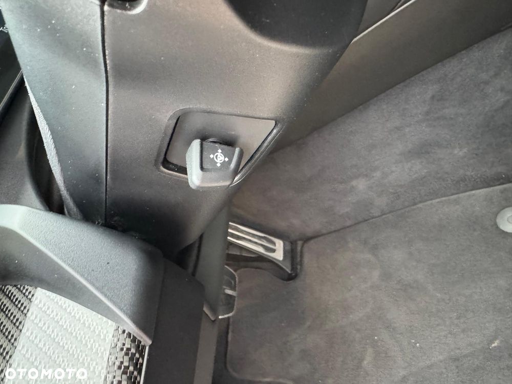 BMW Seria 5 520d - 35