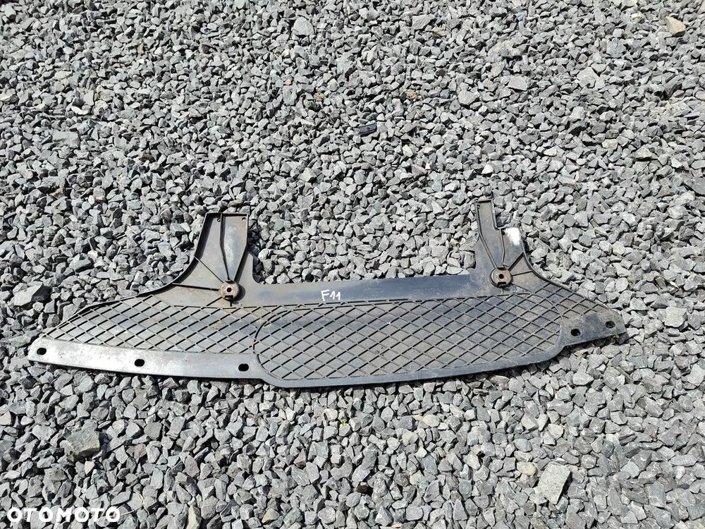 BMW F11 M-pakiet OSŁONA Pod Tylny Zderzak Prowadnica - 2