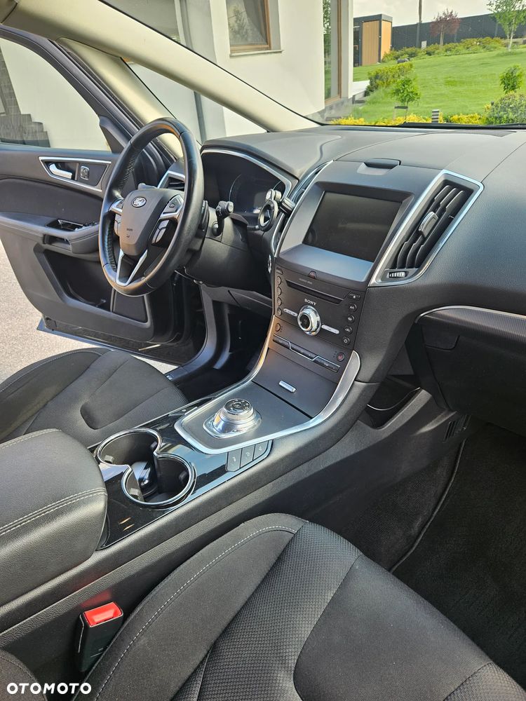 Ford S-Max 2.0 TDCi Titanium PowerShift - 12