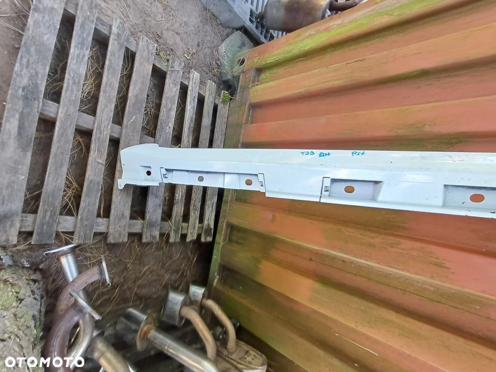 Próg Listwa progowa prawa Toyota Avensis t27 t29 kombi - 4