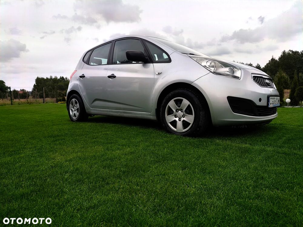 Kia Venga - 9
