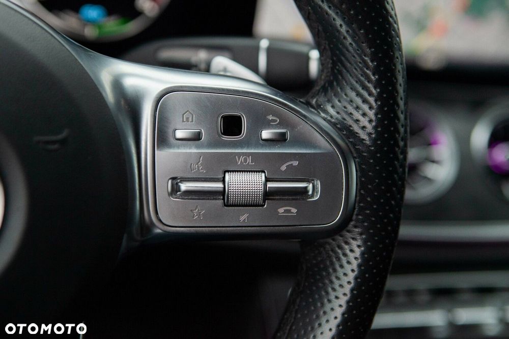 Mercedes-Benz CLS - 22